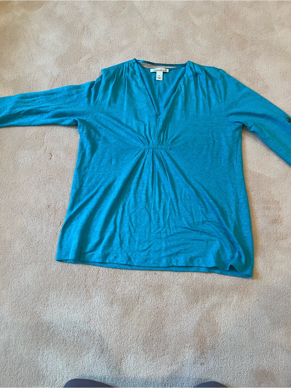 Kenneth Cole New York Teal V-Neck Long Sleeve Top